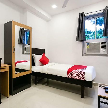 Oyo Flagship 38540 Hotel Shangrila Flagship Saver มุมไบ ภายนอก รูปภาพ