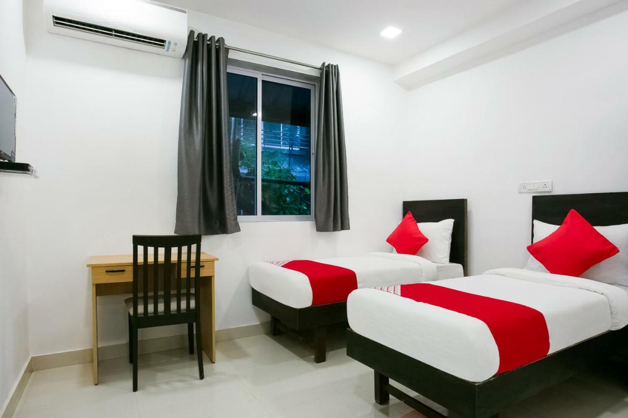 Oyo Flagship 38540 Hotel Shangrila Flagship Saver มุมไบ ภายนอก รูปภาพ